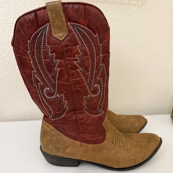 Coconuts Gaucho red faux leather cowboy western boots size 9 - Picture 7 of 7